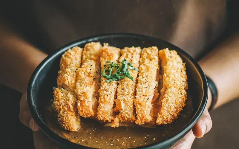 福岡でご飯おかわり無料のレストランまとめ【博多・天神・北九州】