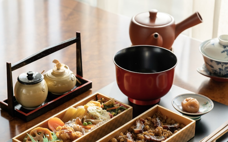 実はこだわりの食材が食べ放題。おかわり無料なのに「飯がうまい」チェーン3選